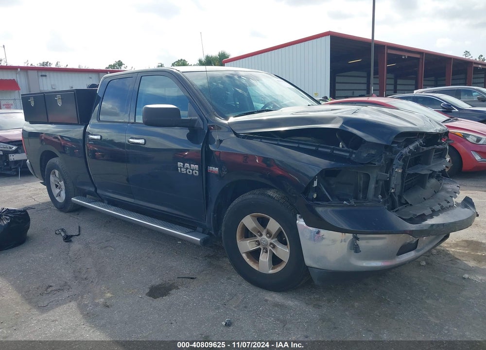 2018 RAM 1500 SLT 4X2 6'4 BOX VIN: 1C6RR6GTXJS193108