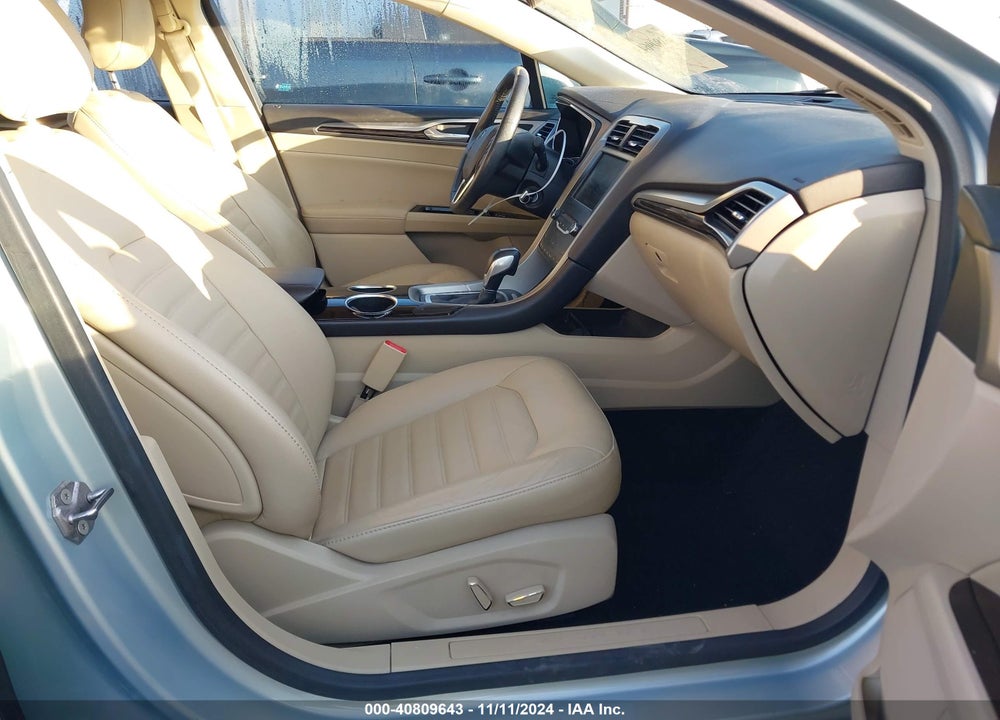 2013 FORD FUSION HYBRID SE VIN: 3FA6P0LU8DR247931
