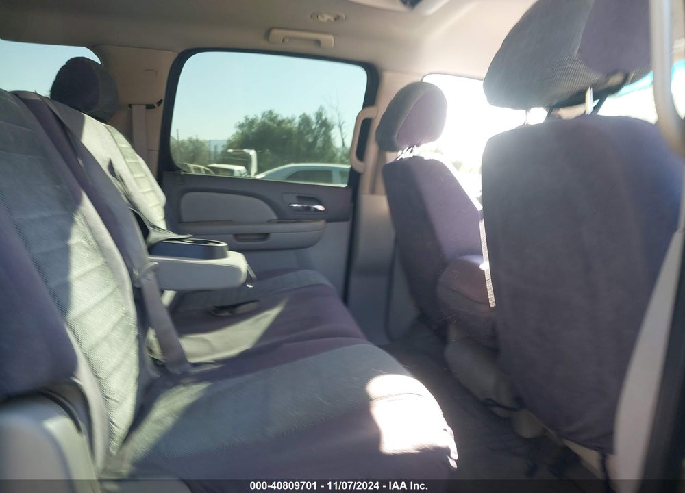 2007 CHEVROLET SUBURBAN 1500 LS VIN: 1GNFC16087R235046