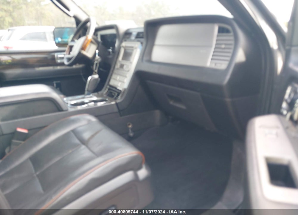 2008 LINCOLN NAVIGATOR VIN: 5LMFU285X8LJ01365