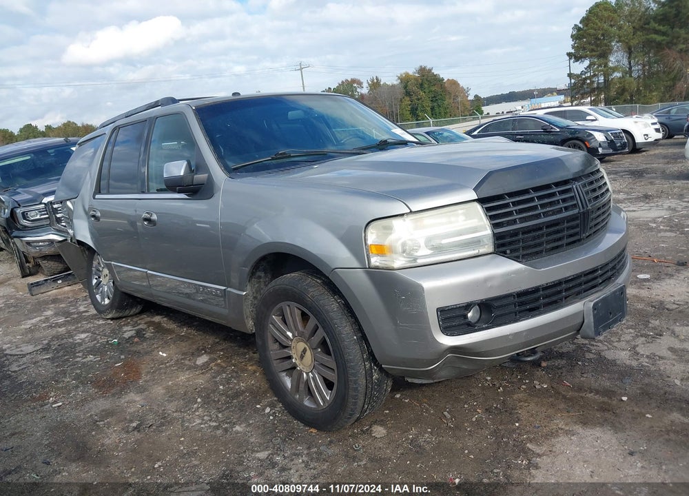 2008 LINCOLN NAVIGATOR VIN: 5LMFU285X8LJ01365