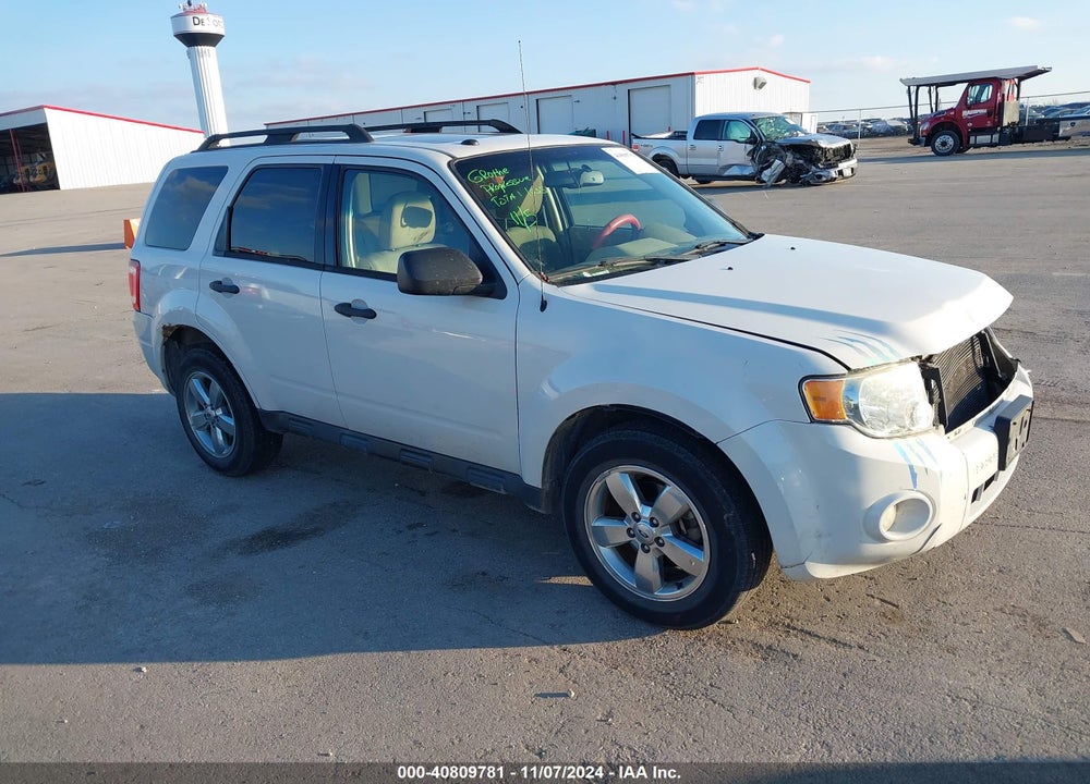 2011 FORD ESCAPE XLT VIN: 1FMCU9D78BKC37917
