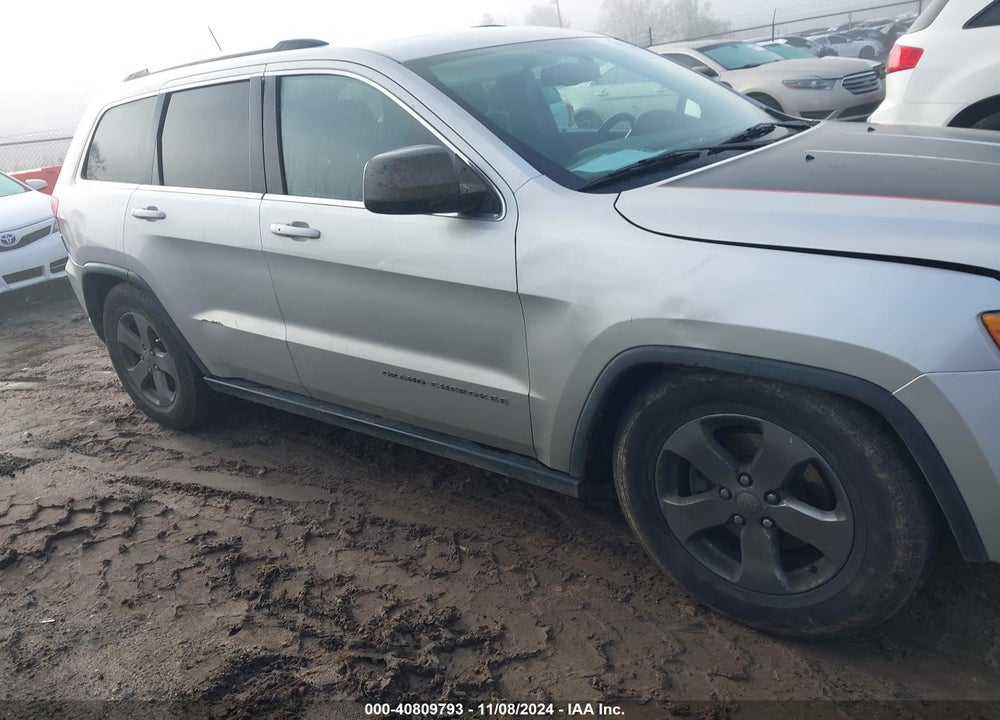 2013 JEEP GRAND CHEROKEE LAREDO TRAILHAWK VIN: 1C4RJFAT6DC589849