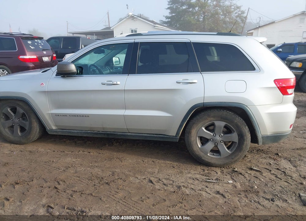 2013 JEEP GRAND CHEROKEE LAREDO TRAILHAWK VIN: 1C4RJFAT6DC589849
