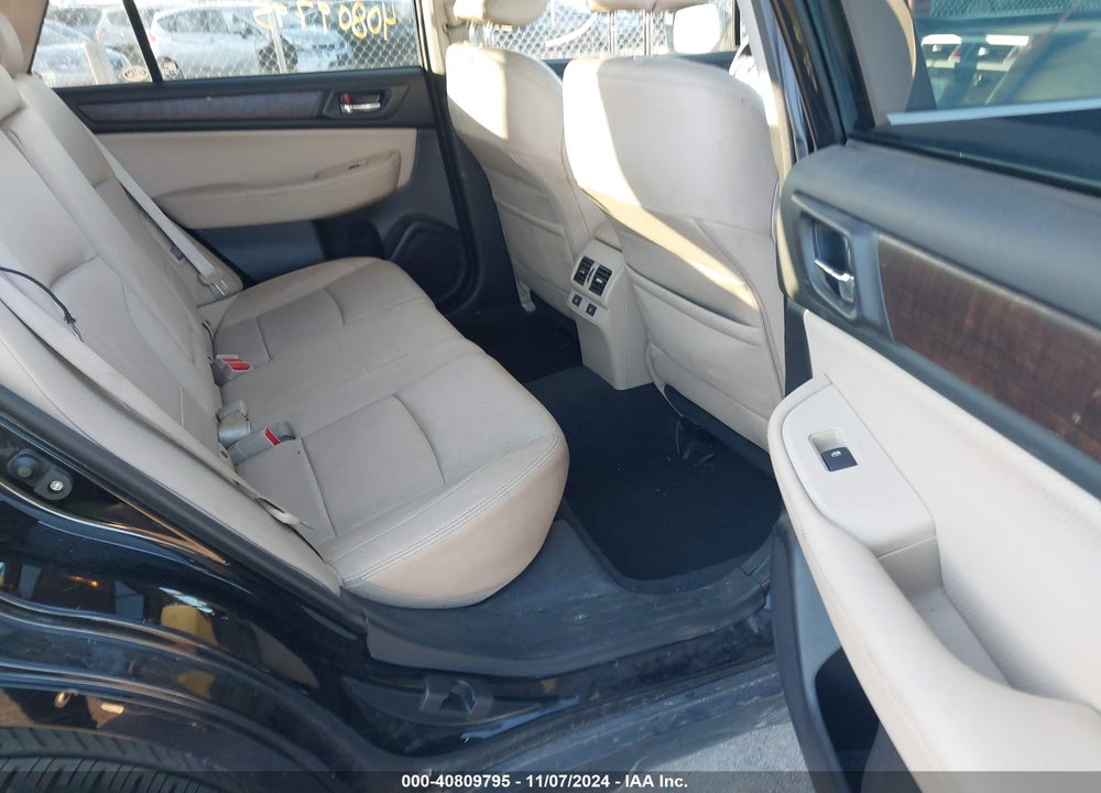 2017 SUBARU OUTBACK 2.5I LIMITED VIN: 4S4BSANCXH3228542