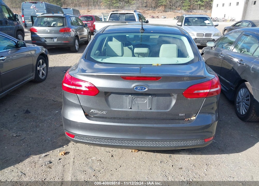 2018 FORD FOCUS SE VIN: 1FADP3F24JL272306