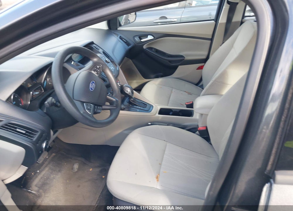 2018 FORD FOCUS SE VIN: 1FADP3F24JL272306