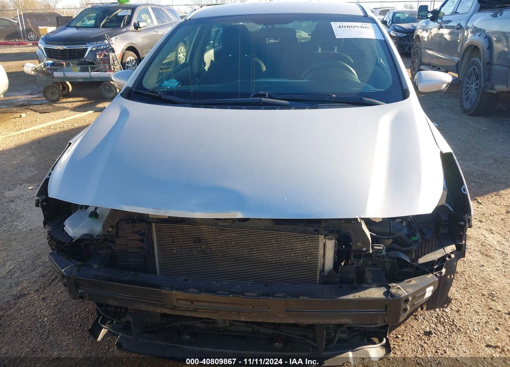 2017 KIA FORTE VIN: 3KPFK4A71HE070469