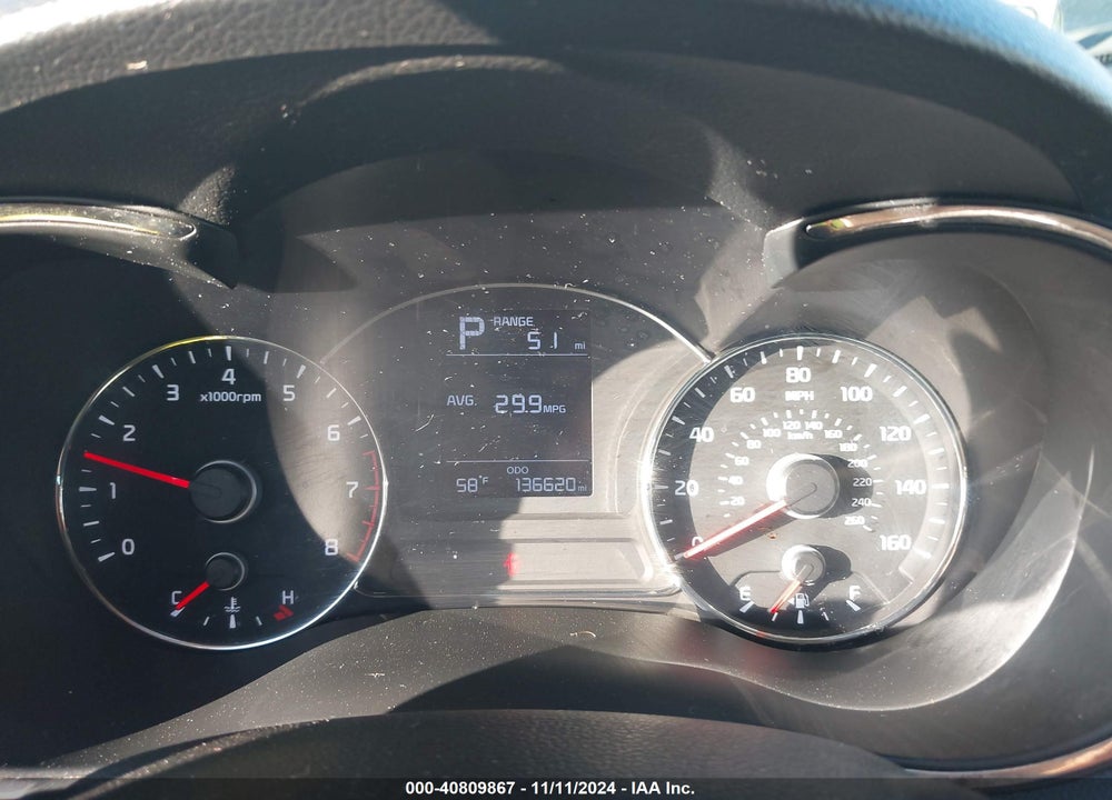 2017 KIA FORTE VIN: 3KPFK4A71HE070469