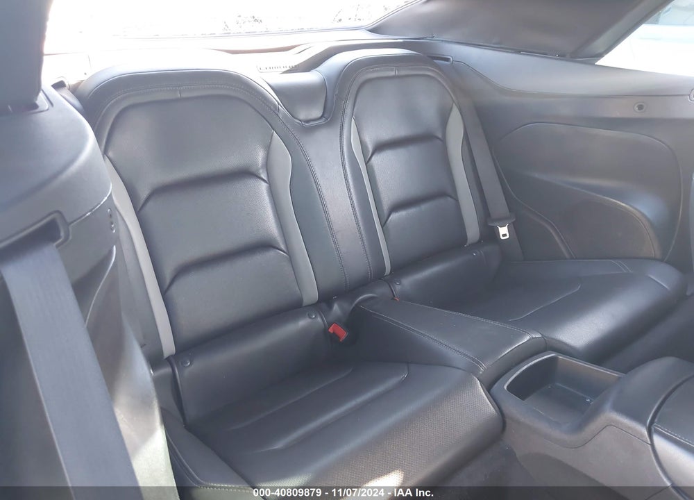 2019 CHEVROLET CAMARO VIN: 1G1FH3D71K0133132