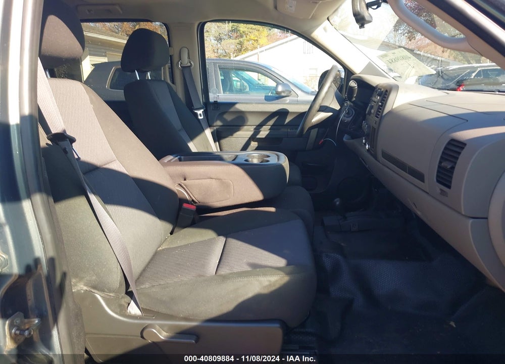 2011 CHEVROLET SILVERADO 1500 LS VIN: 3GCPKREA6BG204962