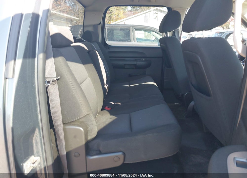 2011 CHEVROLET SILVERADO 1500 LS VIN: 3GCPKREA6BG204962