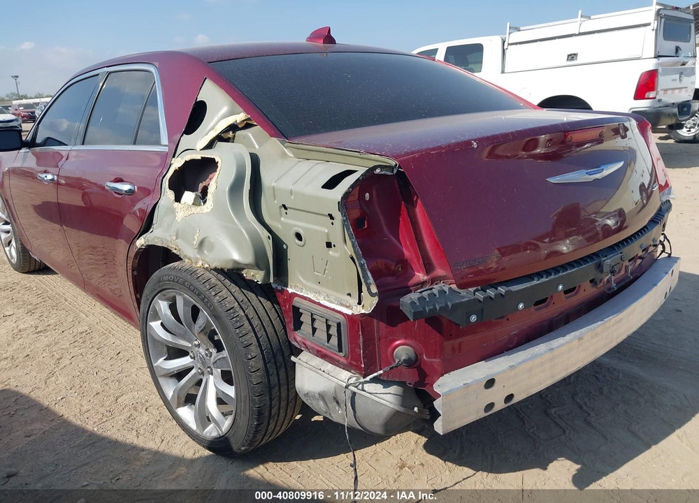 2019 CHRYSLER 300 LIMITED VIN: 2C3CCAEG2KH585702