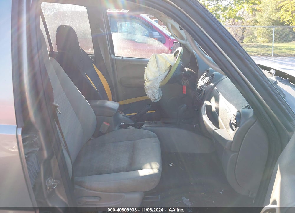 2007 JEEP LIBERTY SPORT VIN: 1J4GL48K47W532341