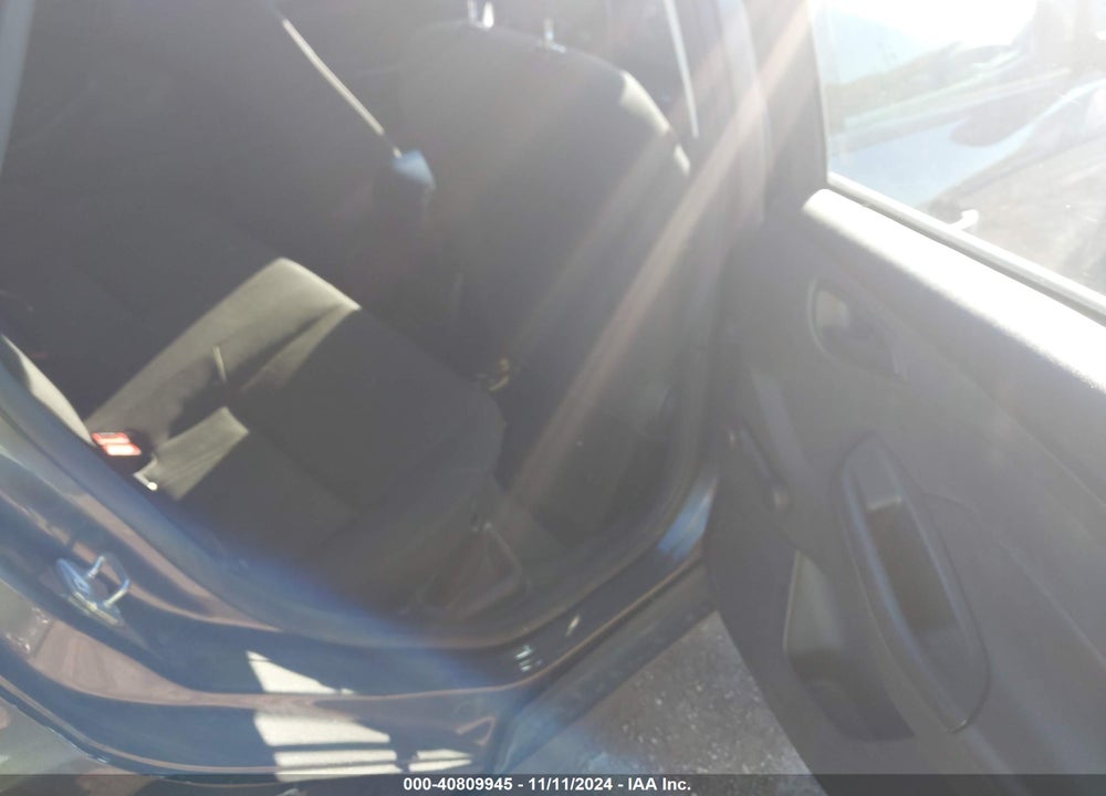 2017 FORD FOCUS S VIN: 1FADP3E20HL327636