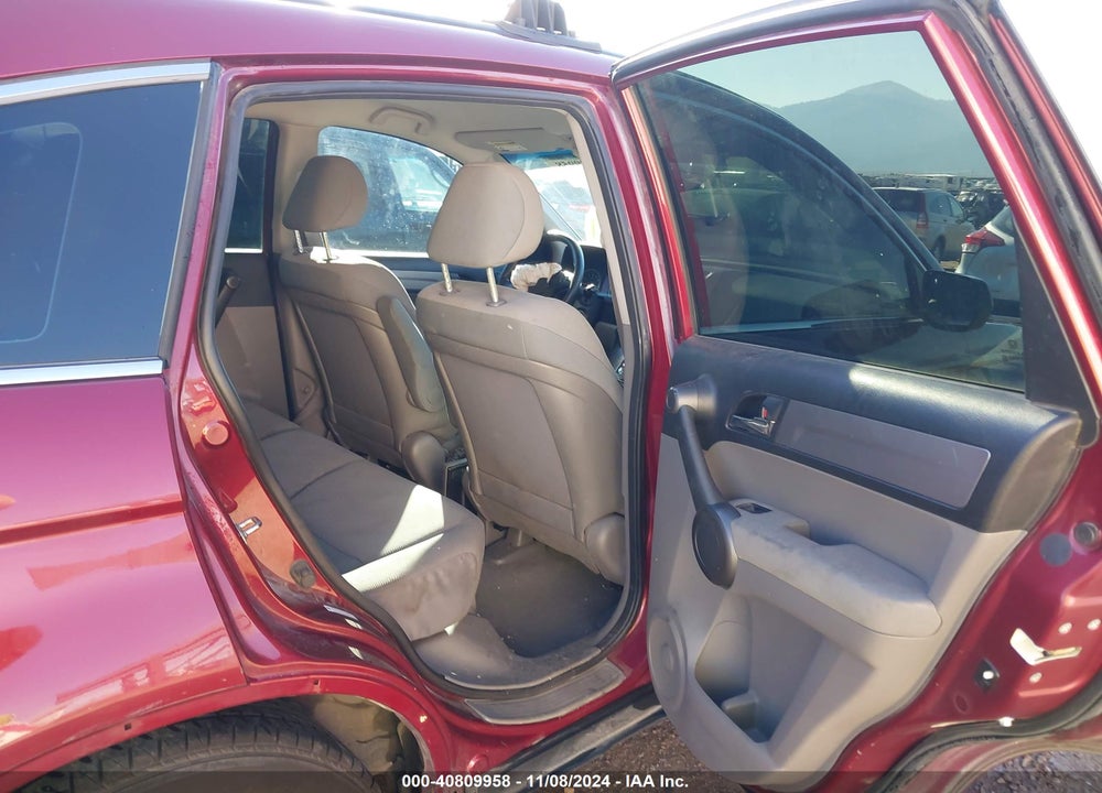 2011 HONDA CR-V LX VIN: 5J6RE4H37BL121750