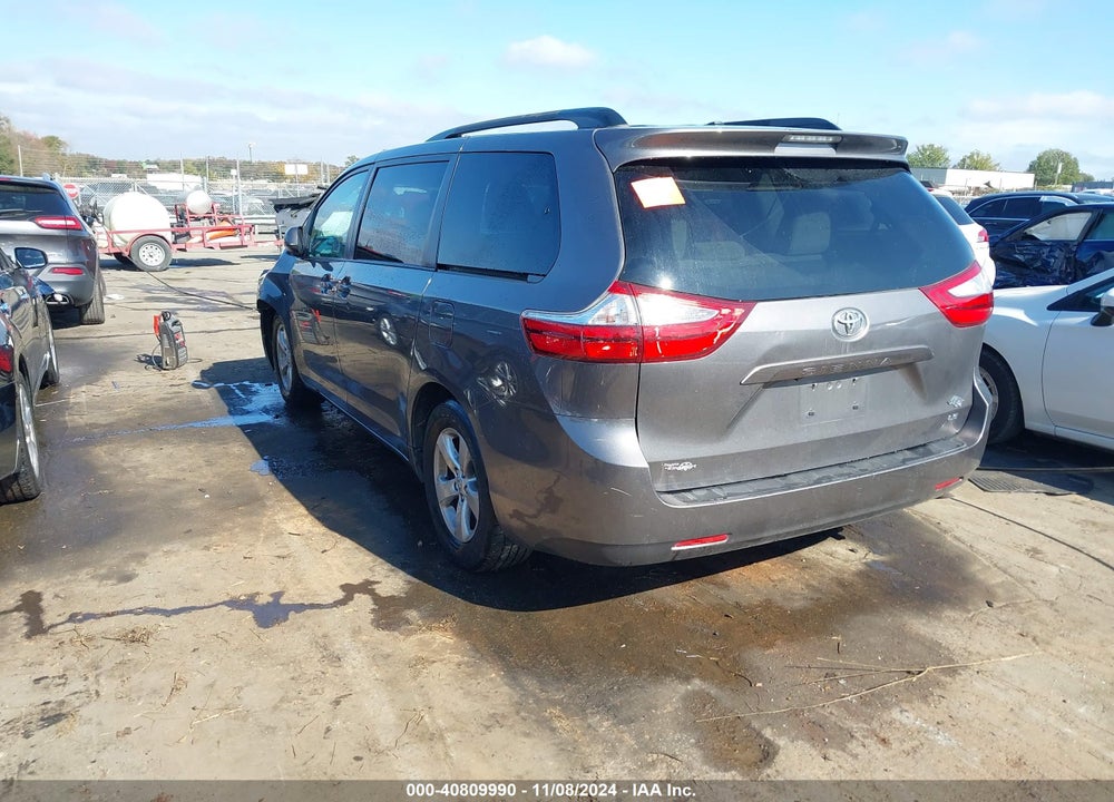 2015 TOYOTA SIENNA LE 8 PASSENGER VIN: 5TDKK3DC7FS657733