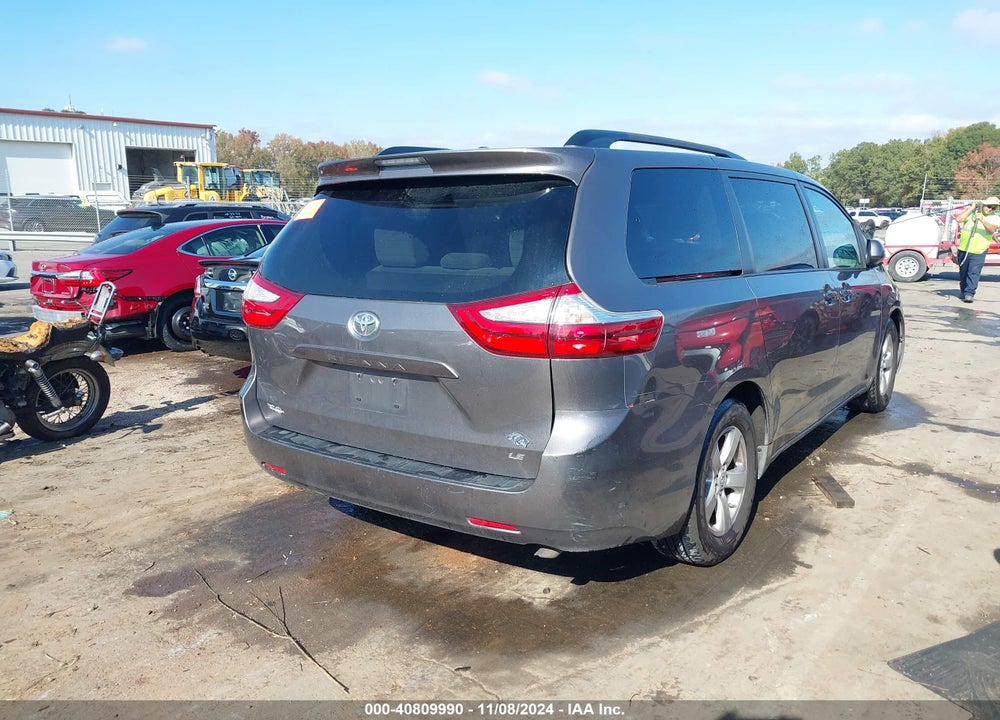 2015 TOYOTA SIENNA LE 8 PASSENGER VIN: 5TDKK3DC7FS657733