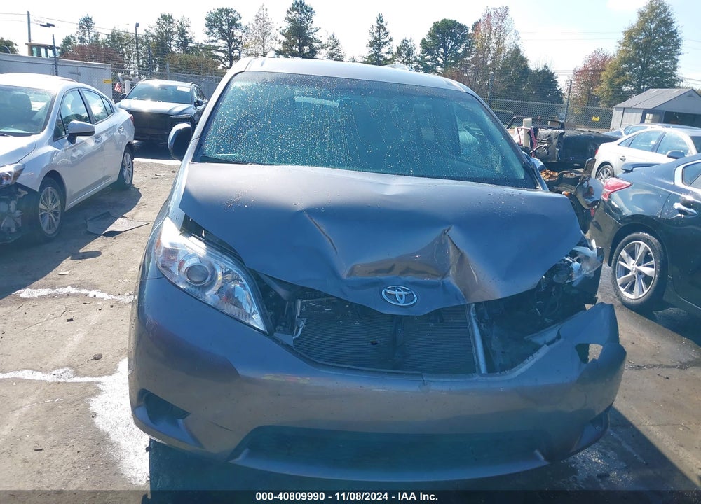 2015 TOYOTA SIENNA LE 8 PASSENGER VIN: 5TDKK3DC7FS657733