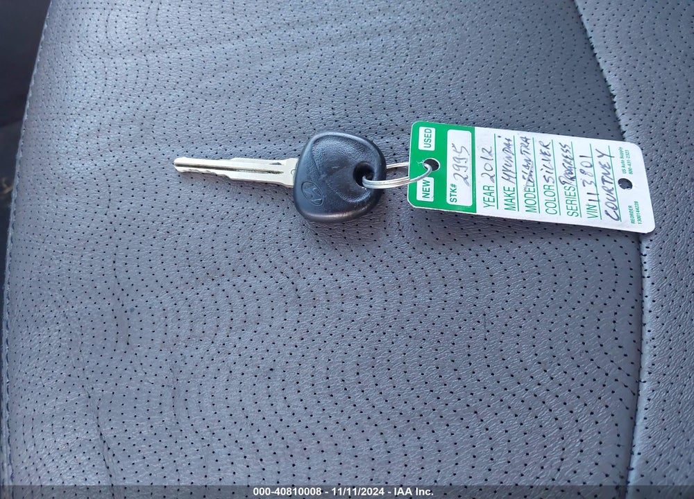2012 HYUNDAI ELANTRA LIMITED VIN: 5NPDH4AE1CH113801