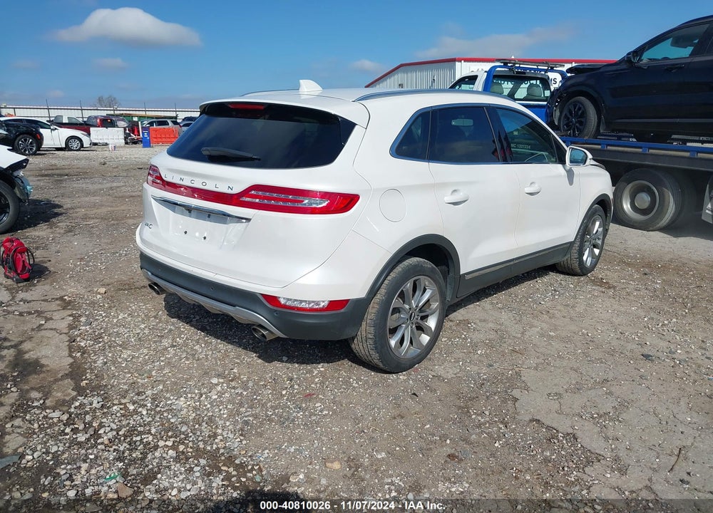 2019 LINCOLN MKC SELECT VIN: 5LMCJ2C9XKUL20723