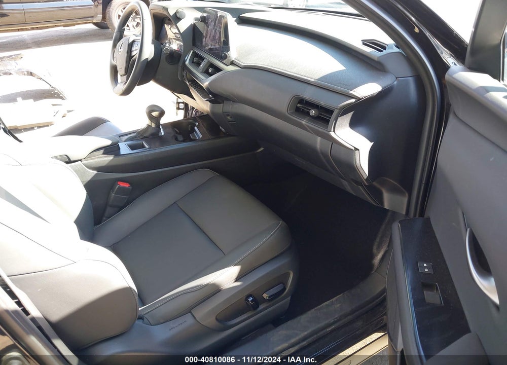 2024 LEXUS UX 250H VIN: JTHX6JBH7R2176047