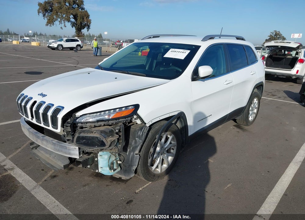 2018 JEEP CHEROKEE LATITUDE FWD VIN: 1C4PJLCB2JD563667