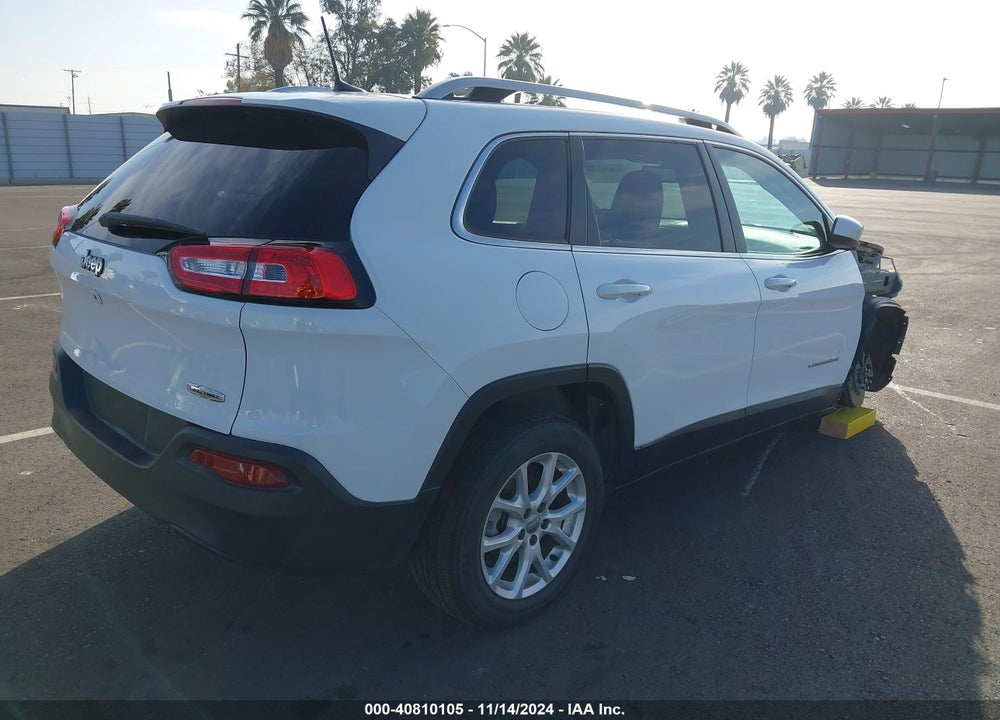 2018 JEEP CHEROKEE LATITUDE FWD VIN: 1C4PJLCB2JD563667