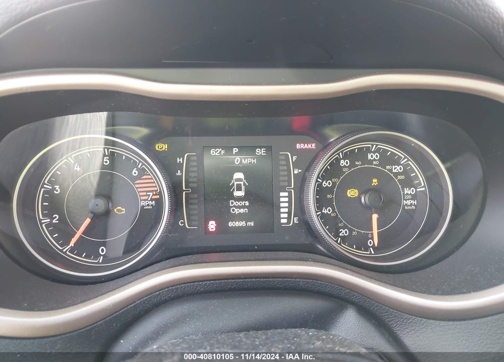 2018 JEEP CHEROKEE LATITUDE FWD VIN: 1C4PJLCB2JD563667