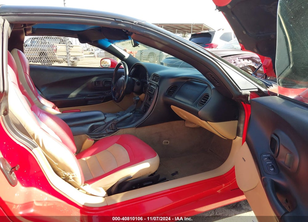 1998 CHEVROLET CORVETTE VIN: 1G1YY22G1W5116474