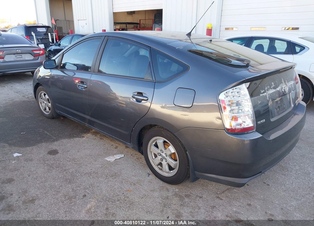 2007 TOYOTA PRIUS VIN: JTDKB20UX73210082