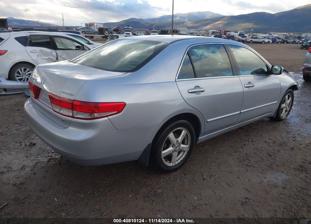2003 HONDA ACCORD 2.4 EX VIN: JHMCM56723C052122