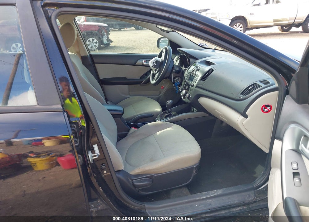 2013 KIA FORTE EX VIN: KNAFU4A29D5691427