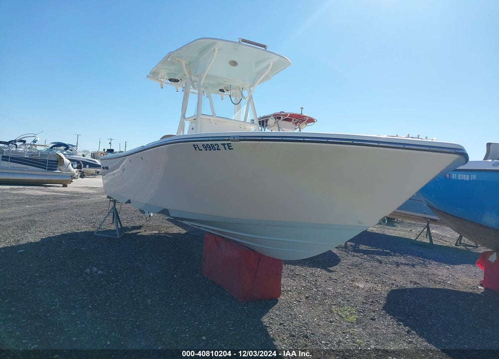 2022 SEA BORN BOAT VIN: SVTL4319B222