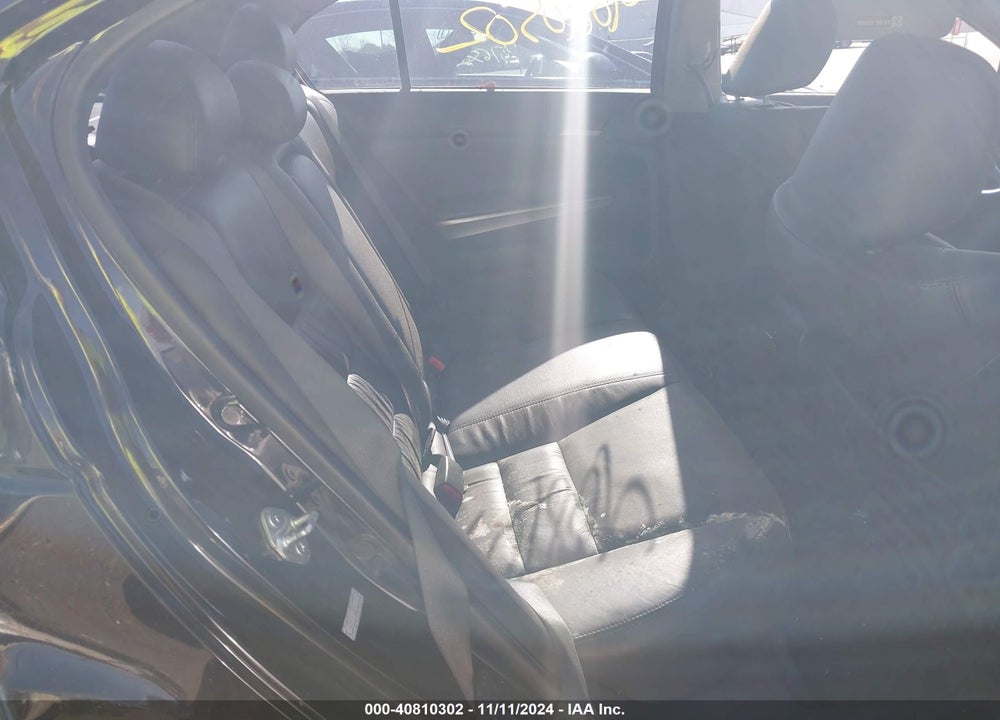 2010 HONDA ACCORD VIN: 1HGCP2F86AA081827