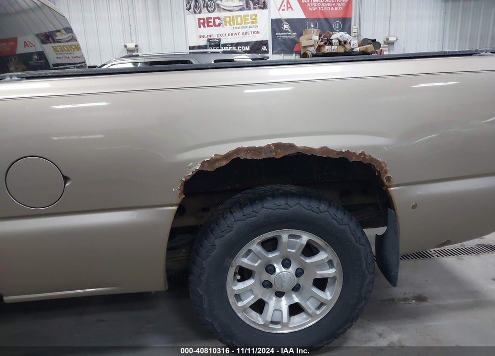 2005 GMC SIERRA 1500 SLT VIN: 1GTEC19Z45Z178128