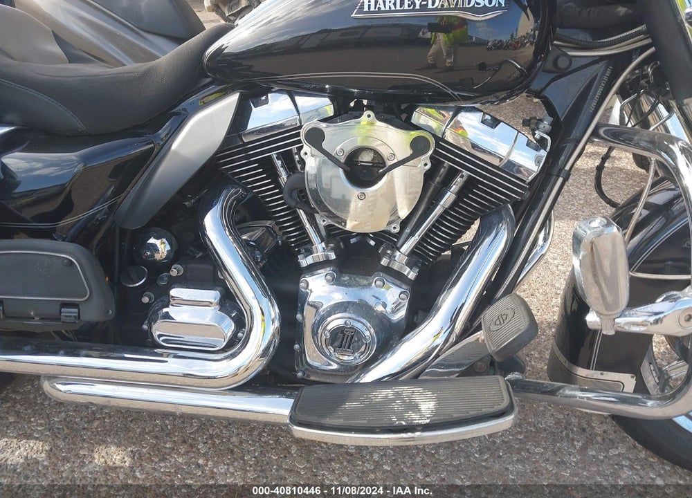 2016 HARLEY-DAVIDSON FLHTCU ULTRA CLASSIC ELECTRA GLD VIN: 1HD1FCM10GB672077