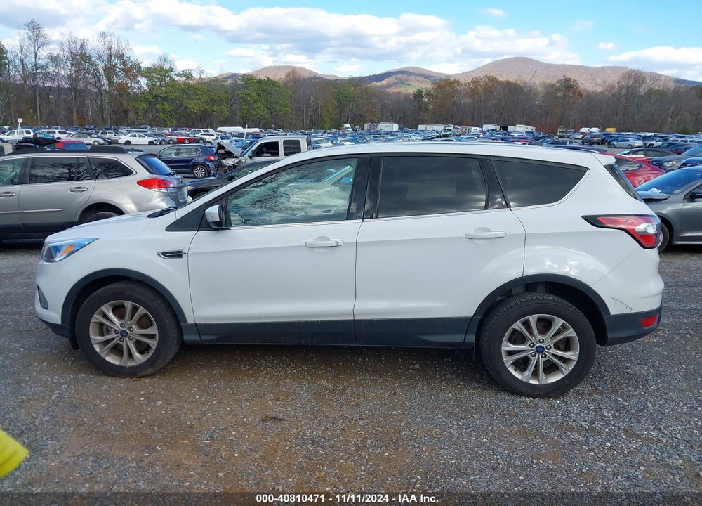 2017 FORD ESCAPE SE VIN: 1FMCU9GD0HUC41491