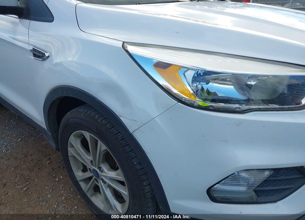 2017 FORD ESCAPE SE VIN: 1FMCU9GD0HUC41491