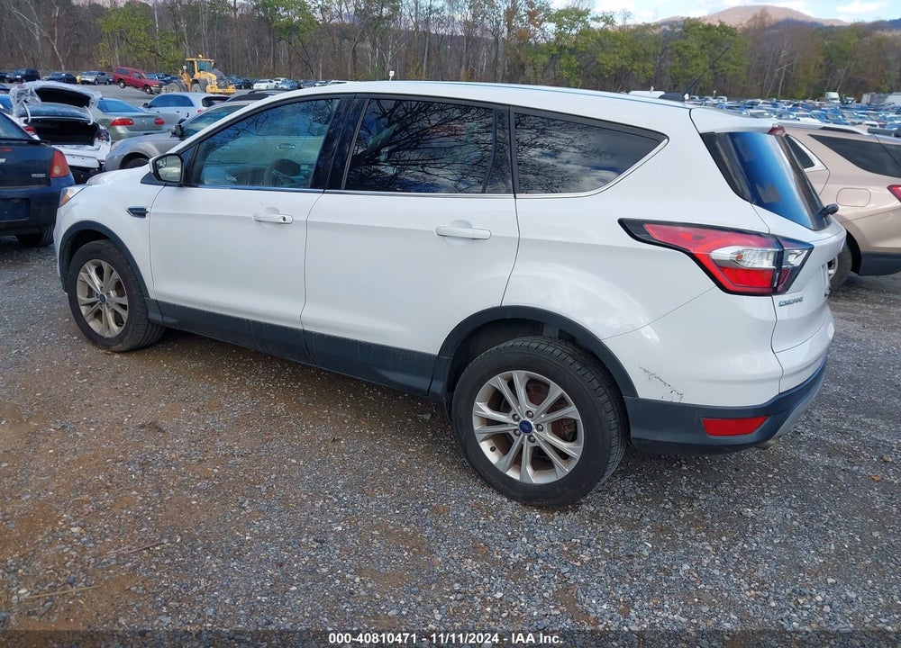 2017 FORD ESCAPE SE VIN: 1FMCU9GD0HUC41491