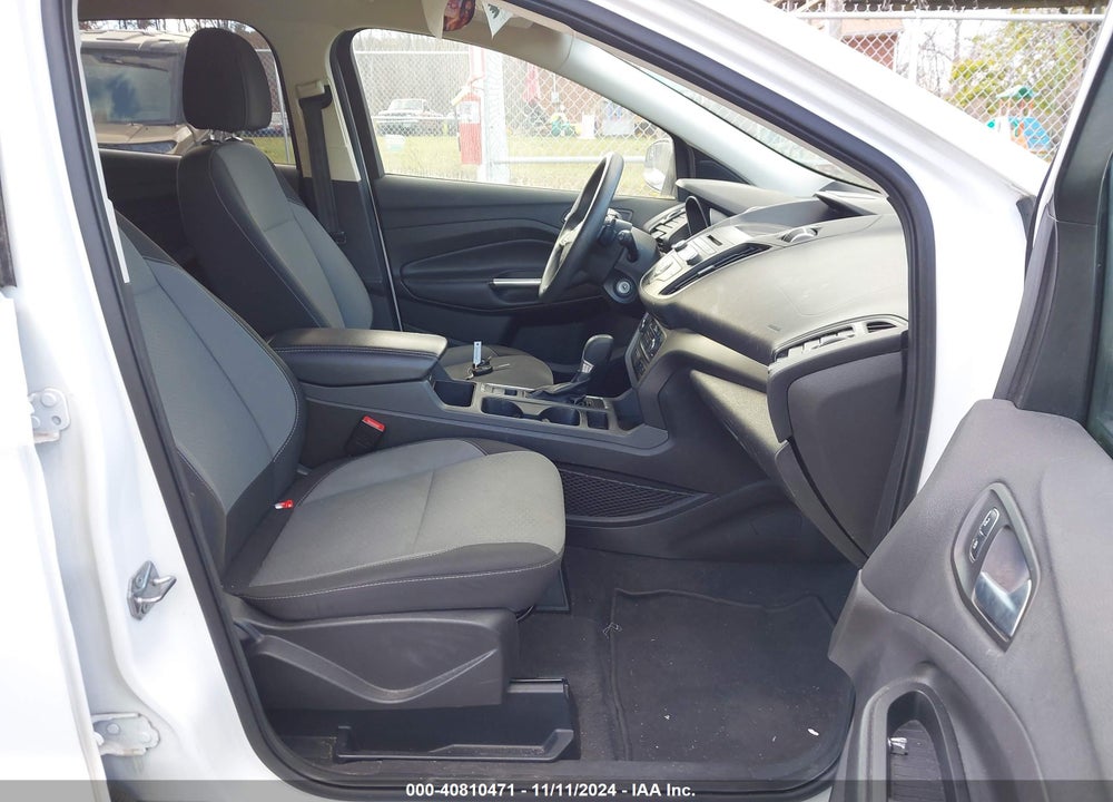 2017 FORD ESCAPE SE VIN: 1FMCU9GD0HUC41491