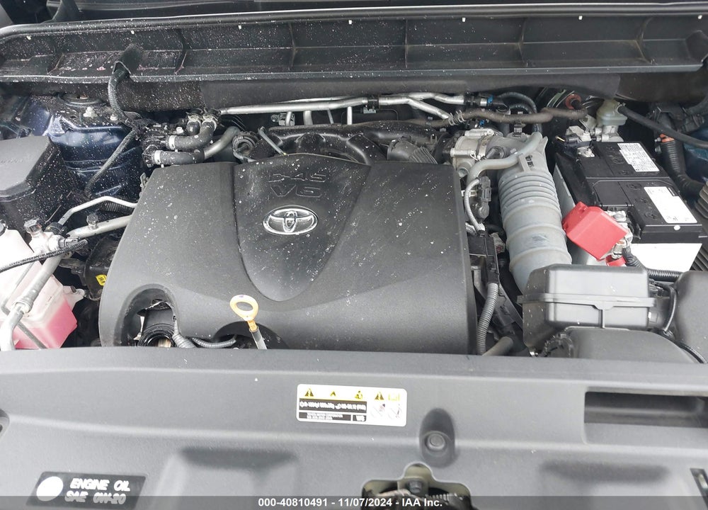 2022 TOYOTA HIGHLANDER XLE VIN: 5TDGZRBH8NS577407
