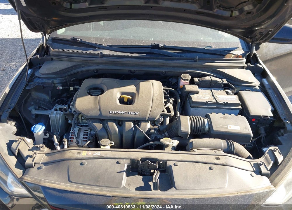 2018 HYUNDAI ELANTRA SE VIN: KMHD74LF8JU449484