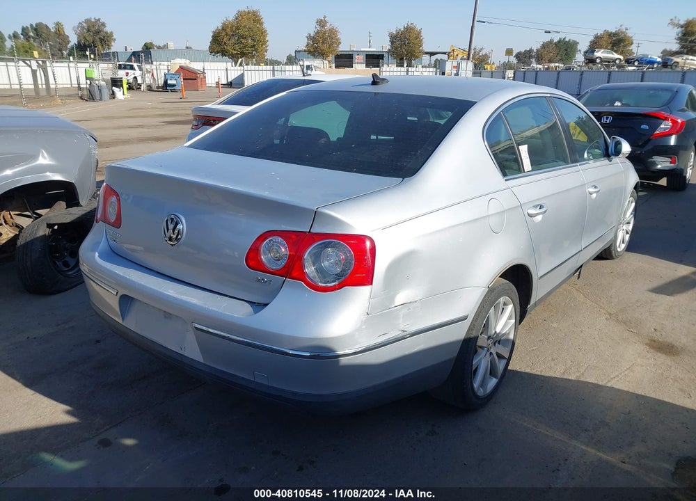 2010 VOLKSWAGEN PASSAT KOMFORT VIN: WVWJK7AN0AE057532