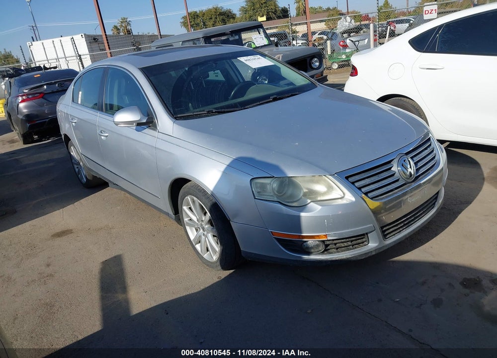 2010 VOLKSWAGEN PASSAT KOMFORT VIN: WVWJK7AN0AE057532