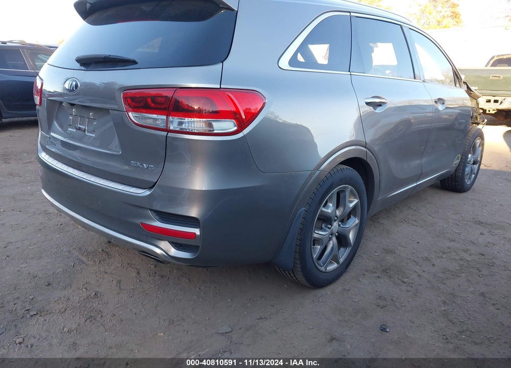 2016 KIA SORENTO 3.3L SX VIN: 5XYPKDA55GG170482