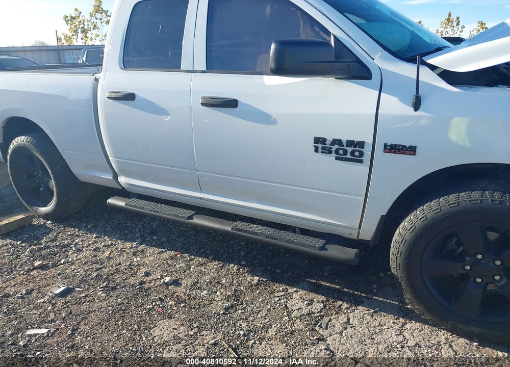 2019 RAM 1500 CLASSIC EXPRESS  4X4 6'4" BOX VIN: 1C6RR7FT6KS747432