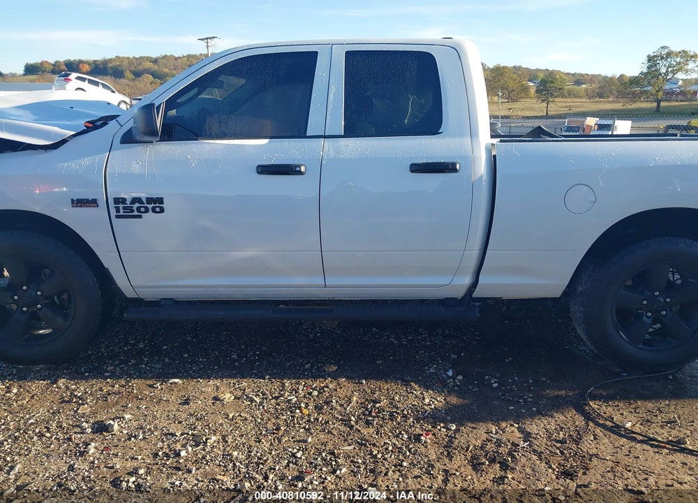 2019 RAM 1500 CLASSIC EXPRESS  4X4 6'4" BOX VIN: 1C6RR7FT6KS747432