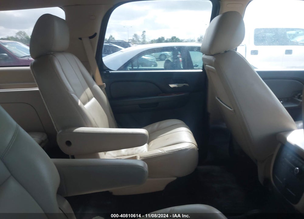 2013 CHEVROLET TAHOE LT VIN: 1GNSCBE02DR223878
