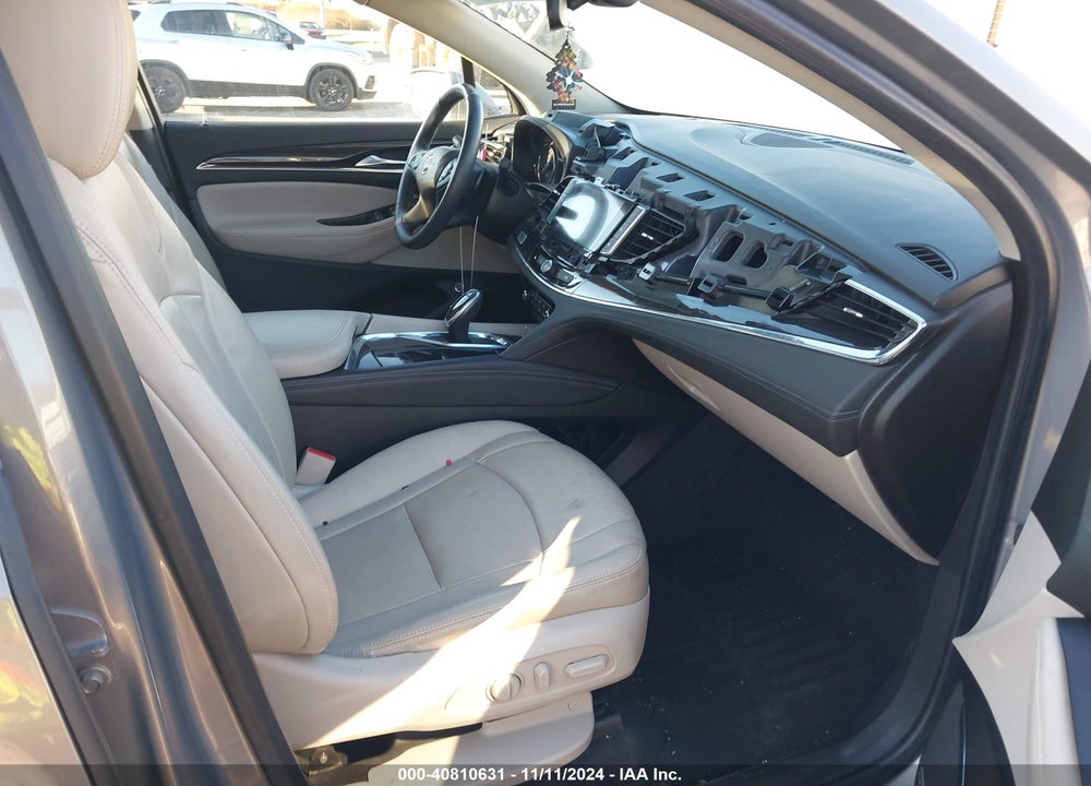 2018 BUICK ENCLAVE PREMIUM VIN: 5GAEVBKW3JJ126208